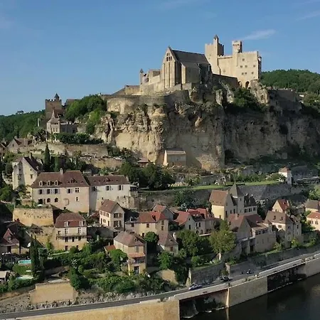 펜션 De Charme Pres De Sarlat Perigord *