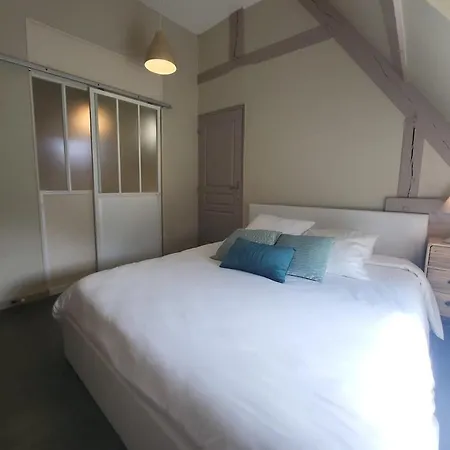 Сasa de vacaciones De Charme Près De Sarlat Périgord *